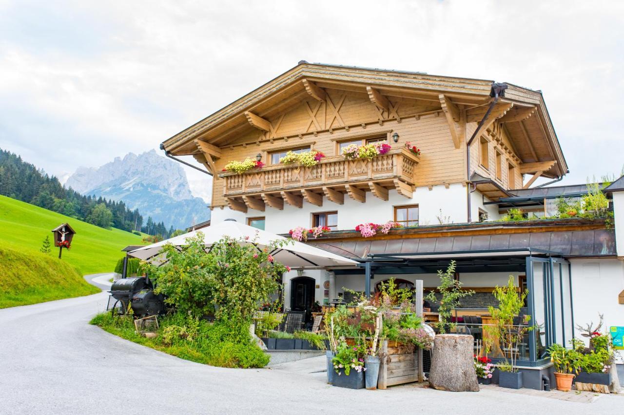 Hotel Und Alpen Apartments Mit Sauna - Buerglhoeh Бишофсхофен Экстерьер фото