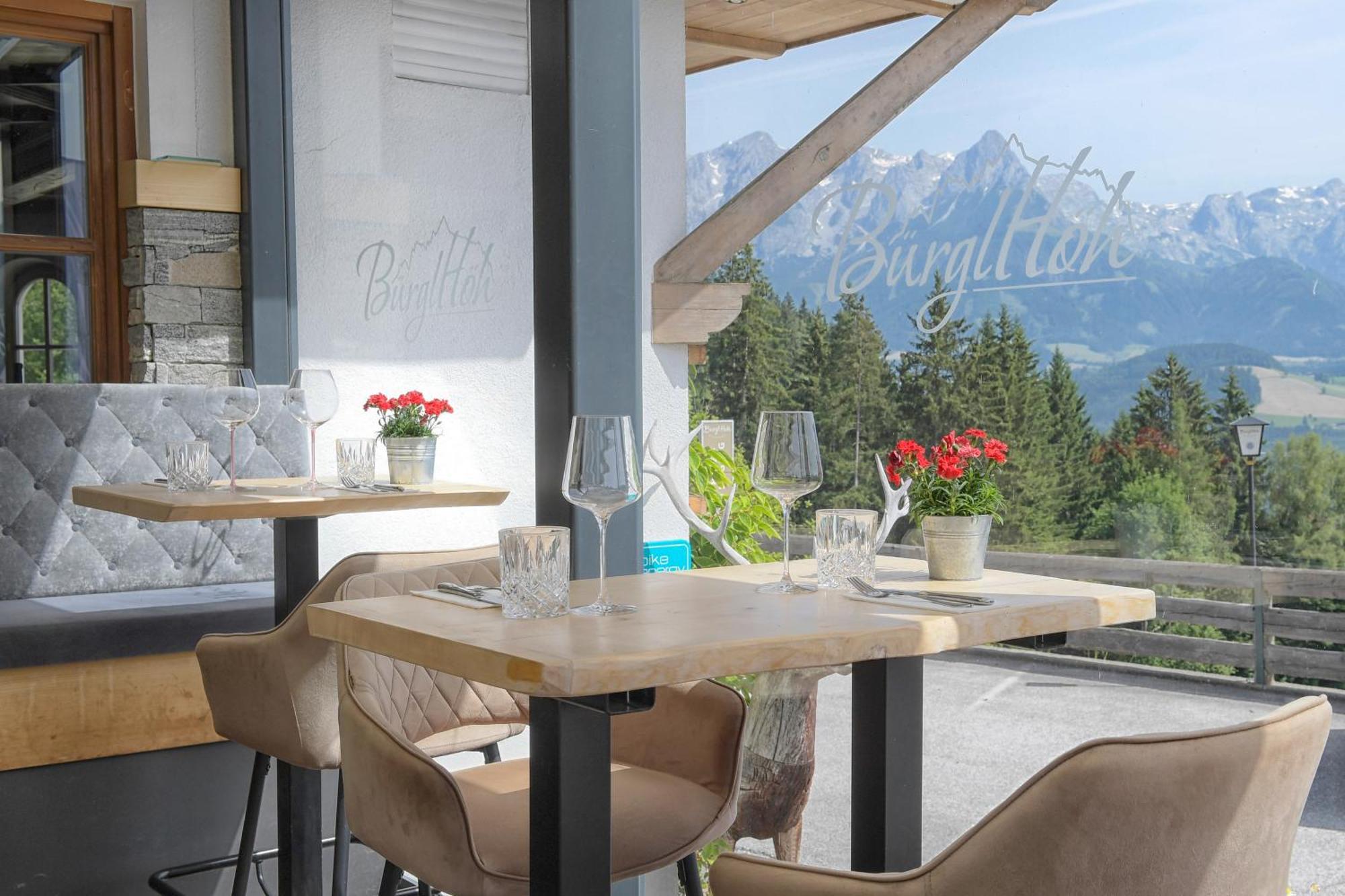 Hotel Und Alpen Apartments Mit Sauna - Buerglhoeh Бишофсхофен Экстерьер фото