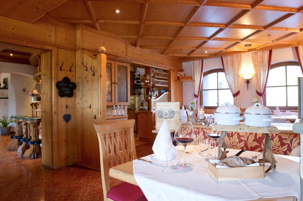 Hotel Und Alpen Apartments Mit Sauna - Buerglhoeh Бишофсхофен Экстерьер фото